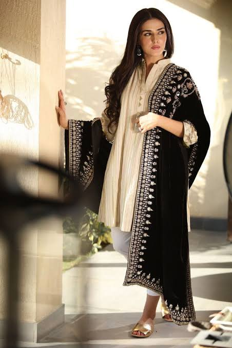 Velvet Dupatta